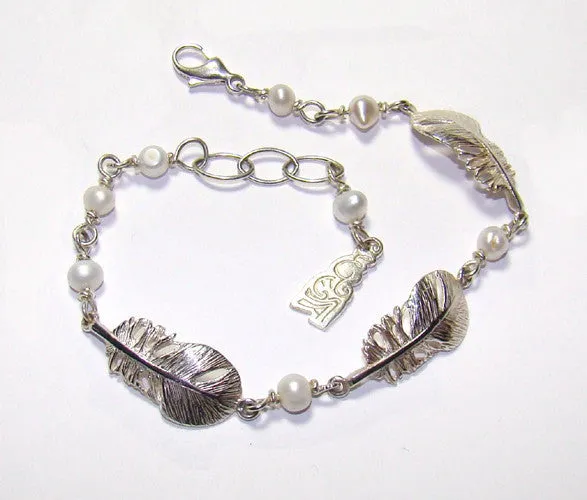 Baby Angel Feather Bracelet