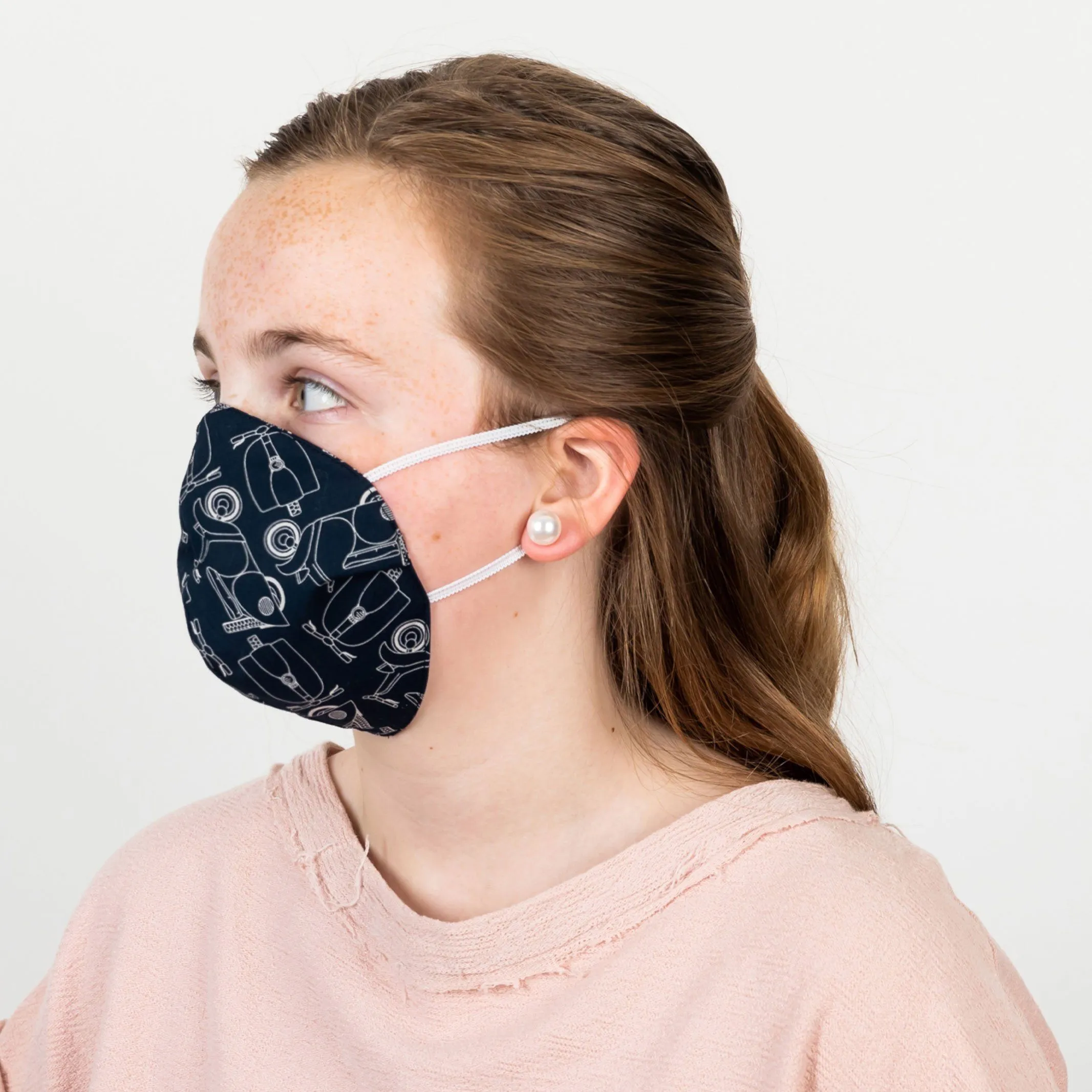 The Children’s Scooter Print 2-Layer Cone Shape Mask